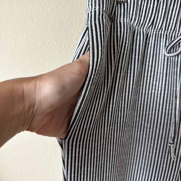 OLIVIA RAY Pin Striped Comfy Joggers Lounge Pants Size Medium - Picture 2 of 8